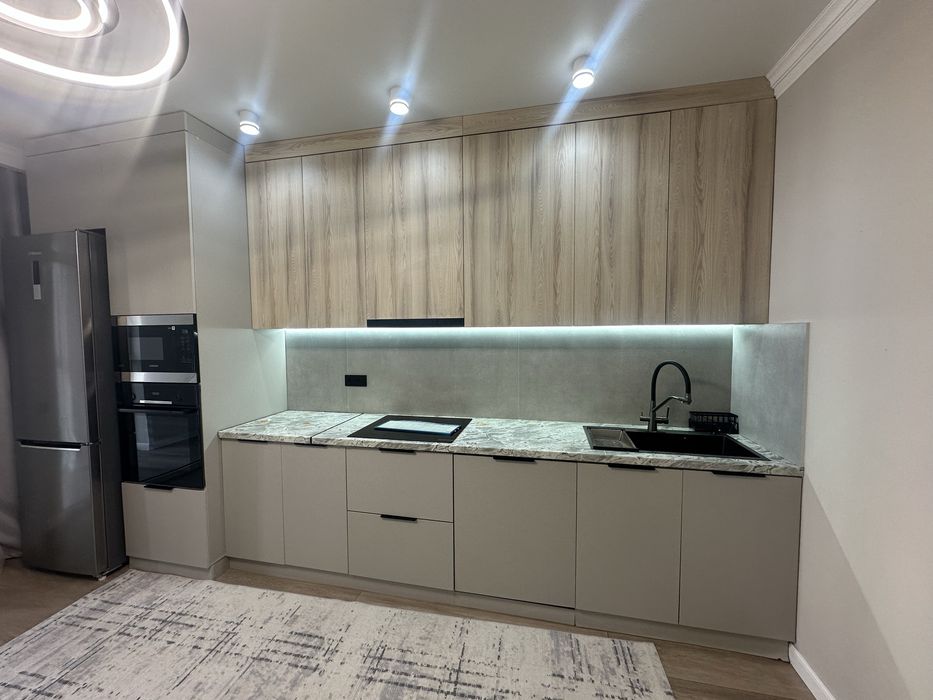 Продаю кухню ЛДСП