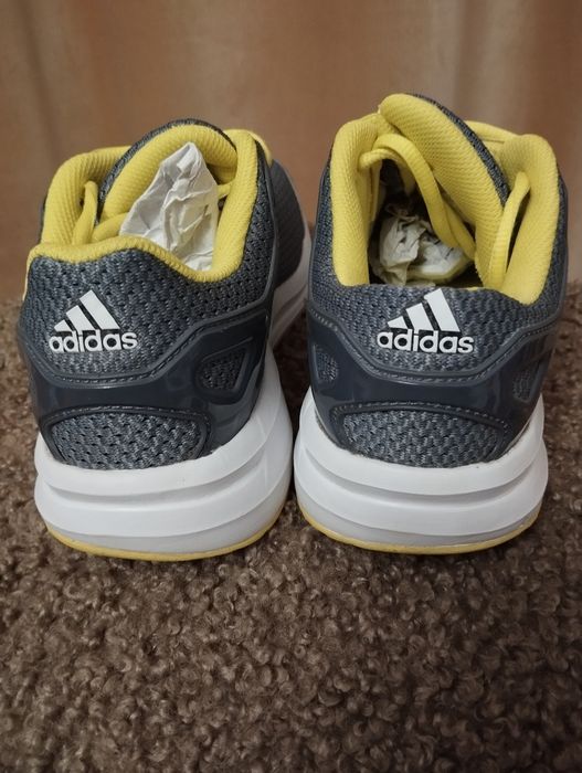 Pantofi adidas alergare mărime 36