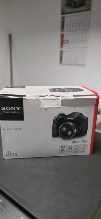 Фотоапарат Sony DSC-H300