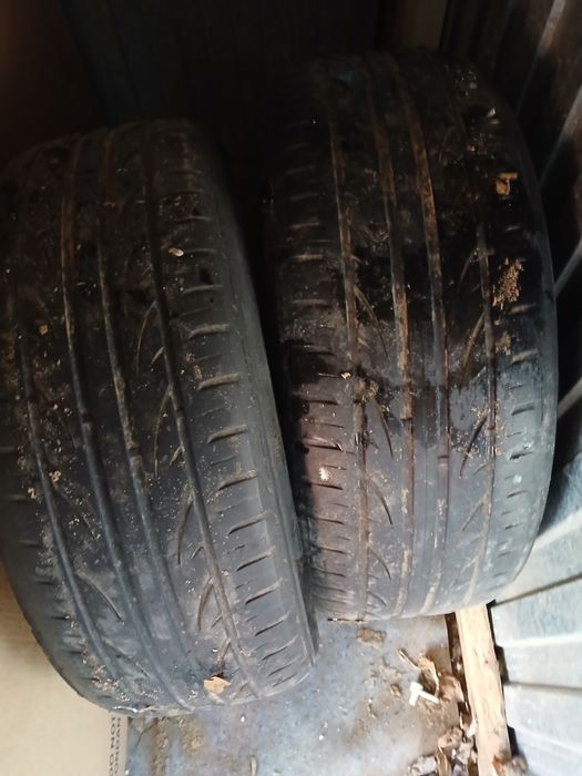 Продам летние резина р17. 2 шт