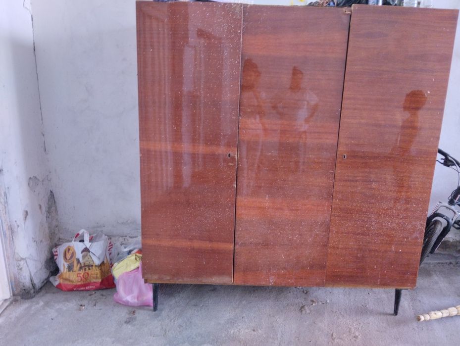 Продается шифонер.