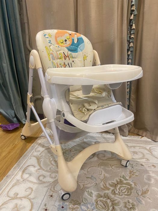 Детский стульчик для питания