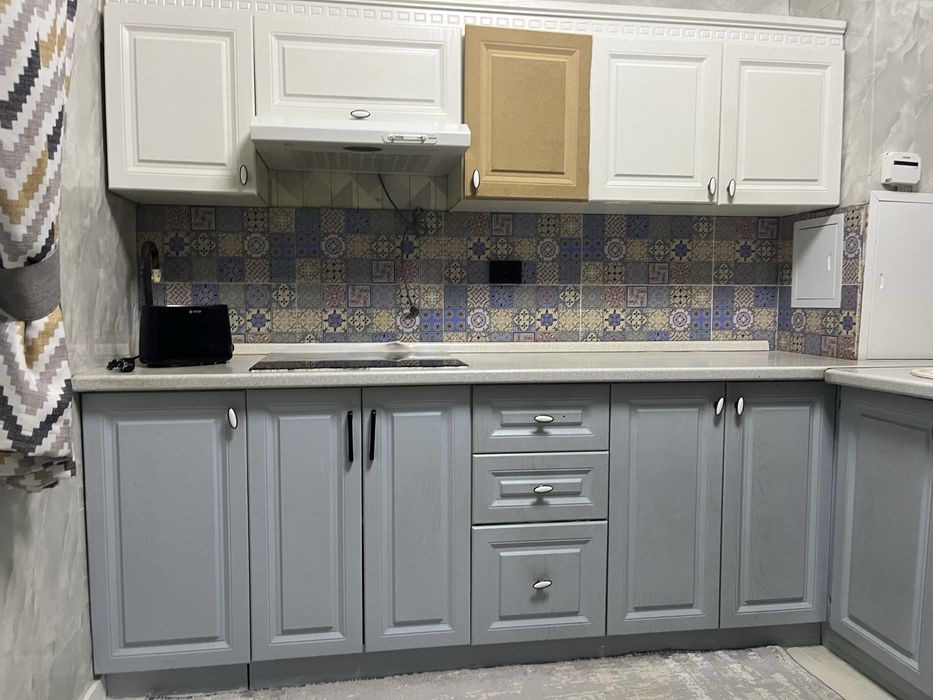 Продам кухонный гарнитур б/у