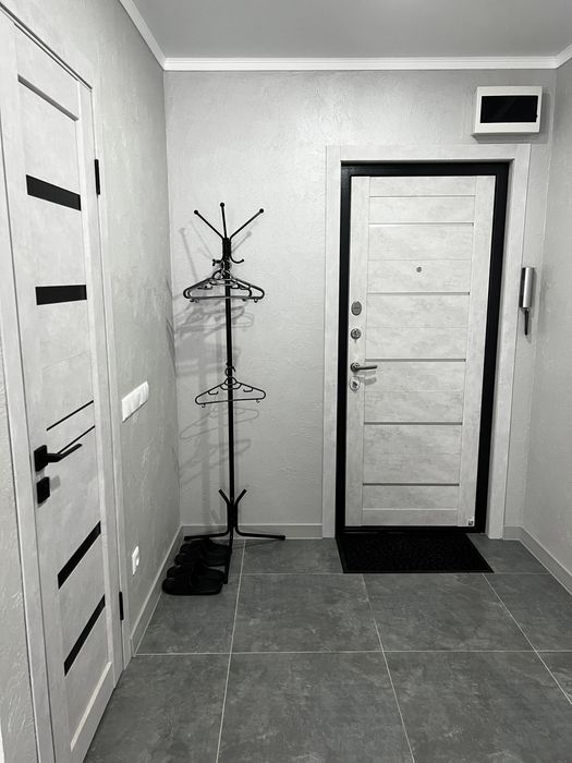 1-ком, центр. Саяхат. Часы