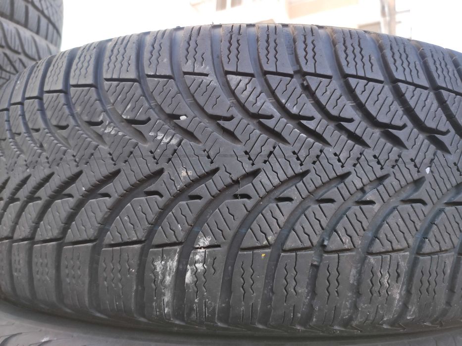 4бр Зимни гуми 225 60 16 - Michelin