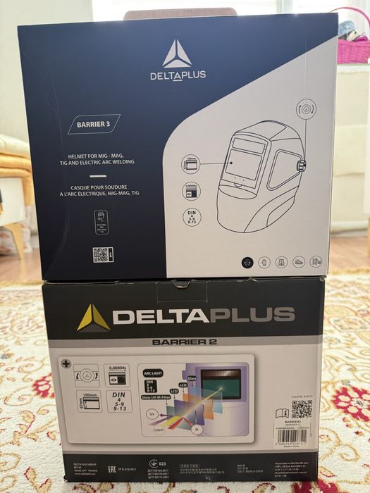 Маски сварщика хамелеон DELTAPLUS, 2 штуки