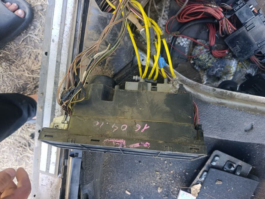 210 Mersedes 28 запчасти