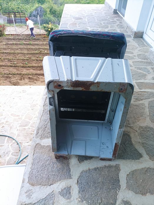 Седалка за бус заедно със стойка