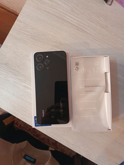 Продам сотовый телефон Redmi 12, 128gb.
