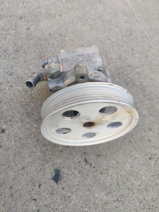 Pompa servodirectie Seat Exeo A4 A5 Q5 motor 1.8 TSI 2.0TFSI CDN 3R0145153C