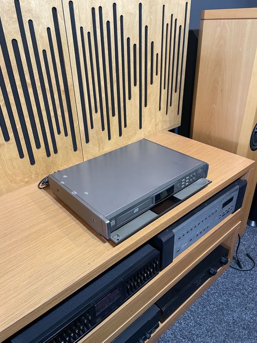 Cd player marantz cd1020 panou frontal motorizat