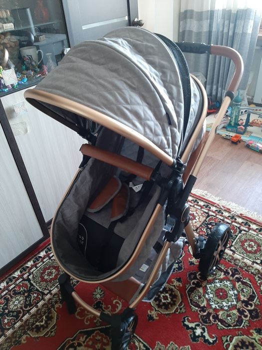 Продаётся детская коляска