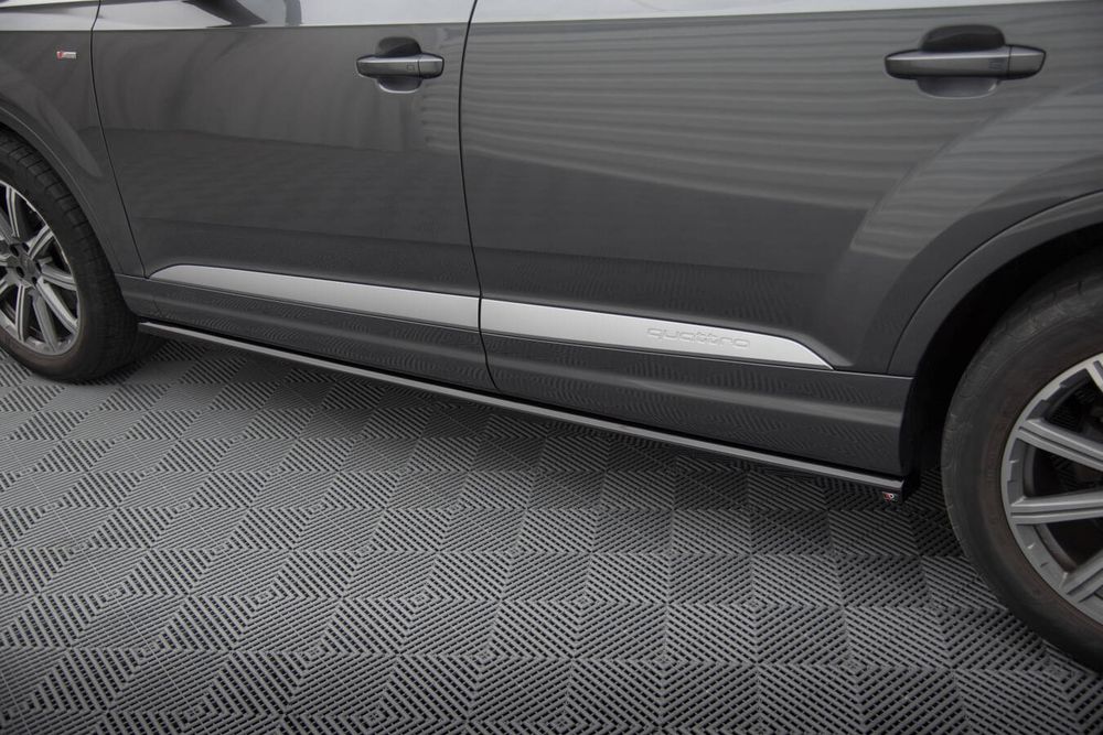 Добавки за прагове Maxton design за Audi Q7 (2015-2019)