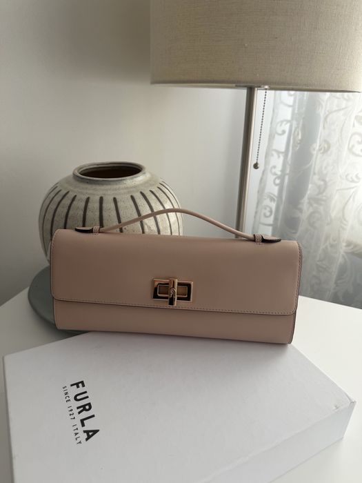 Furla дамска чанта естествена кожа