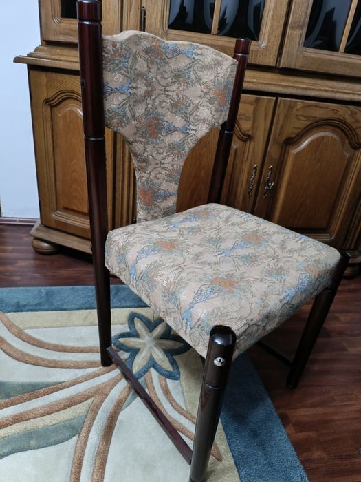 Vând set masă+ scaune