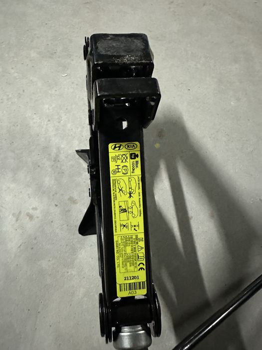 Домкрат Hyundai Sonata 2022г.