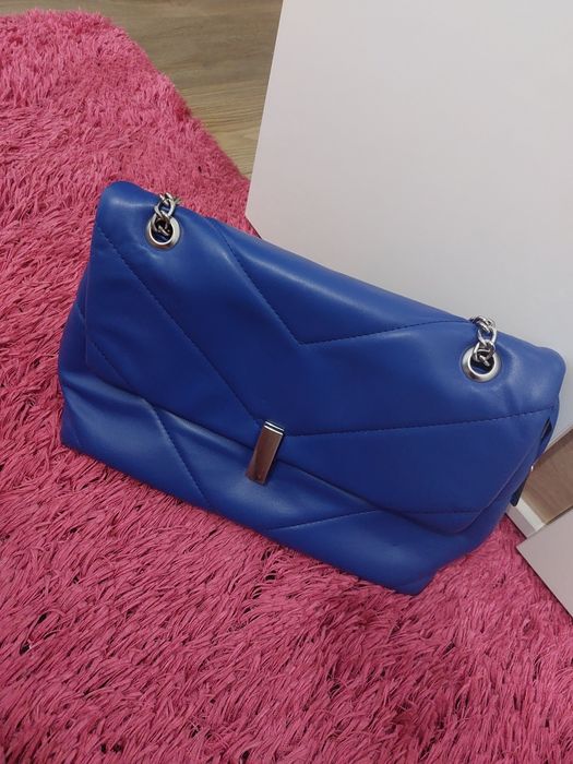 Дамска     чанта