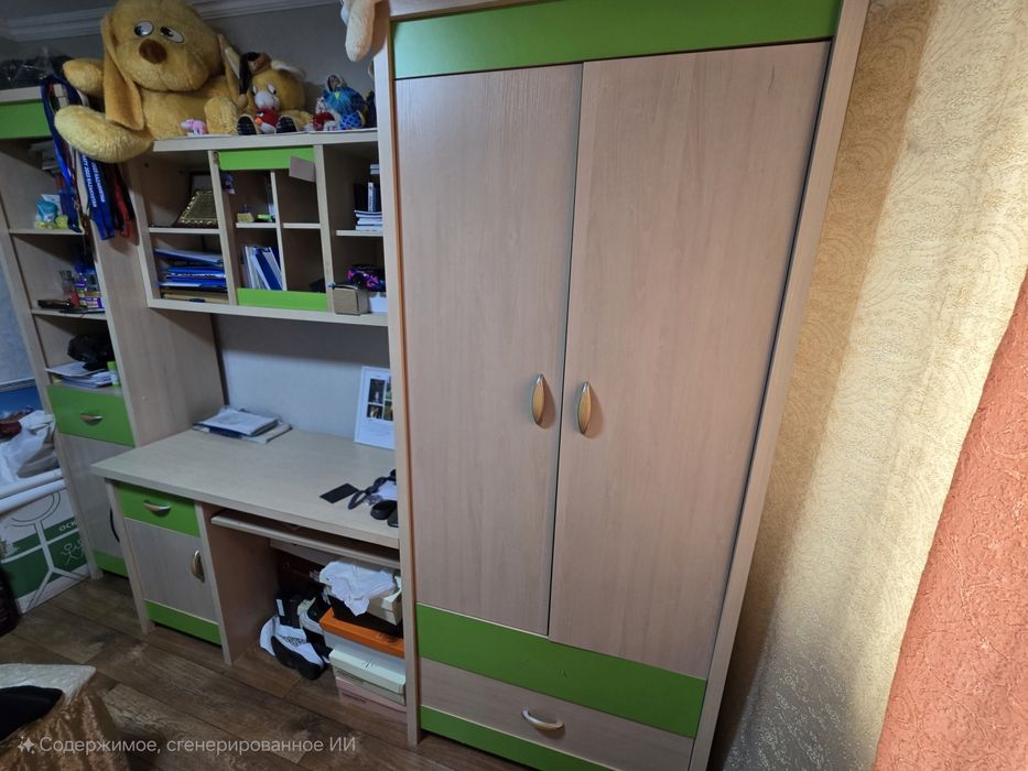 Продам детский уголок кровать+шкаф-купе