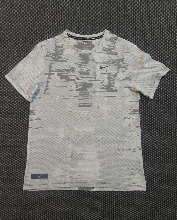Nike adv running division тениска S размер