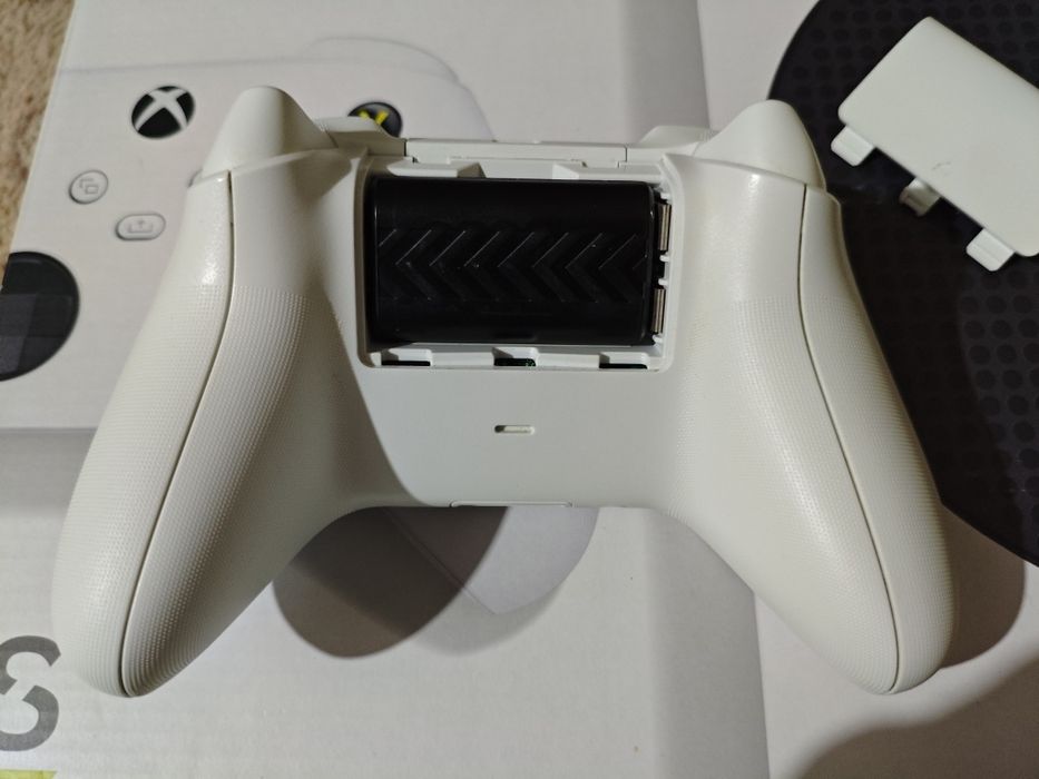 Продам Xbox series s