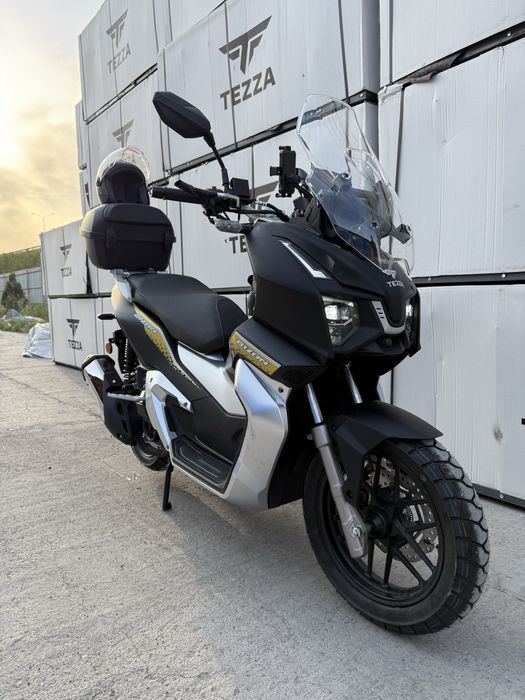 Бензиновый Скутер 180кубов TEZZA Bizon EFI новый со склада