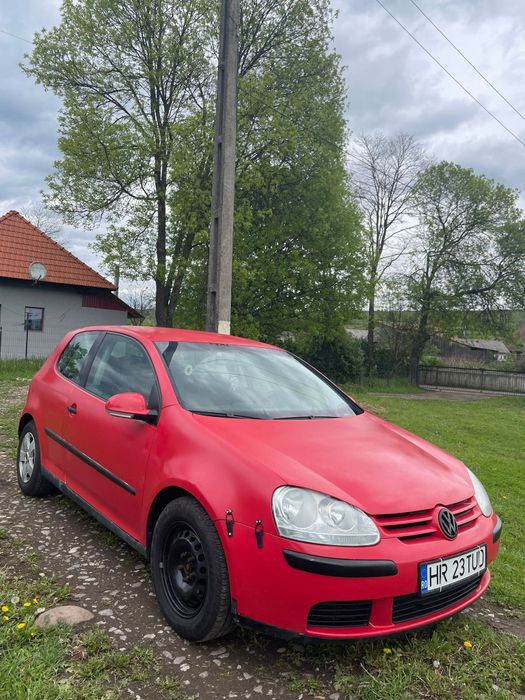 Vând golf 5 1.9 TDI