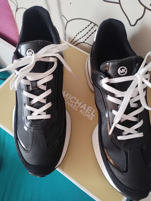 Нови оригинални сникърси MICHAEL KORS (МАЙКЪЛ КОРС)-41 номер