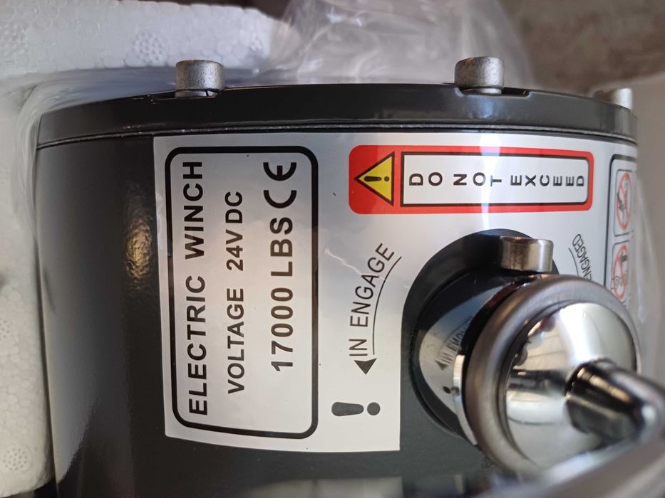 Лебедка 8т Електрическа 24в