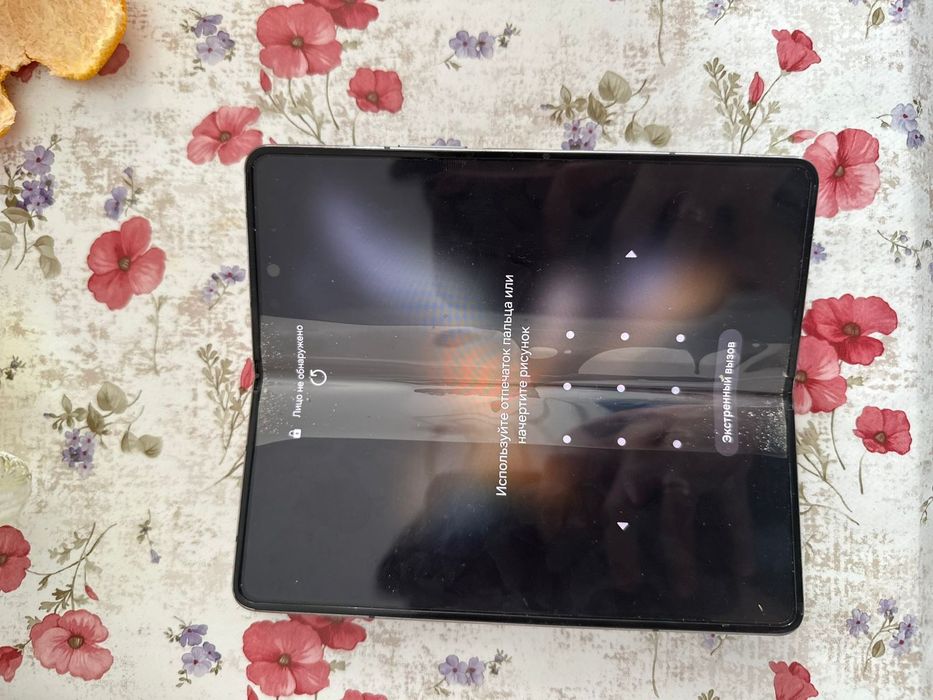 Samsung Z Fold4, память 512