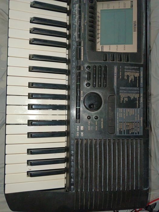 Yamaha PSR-530 камчилиги йўқ