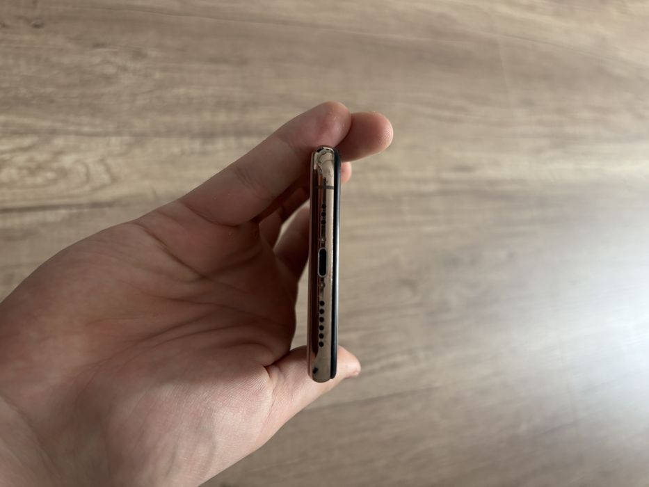 Продам айфон хс 64гб gold