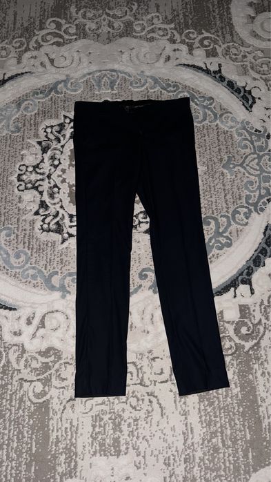 Костюм темно-синий 46 размер