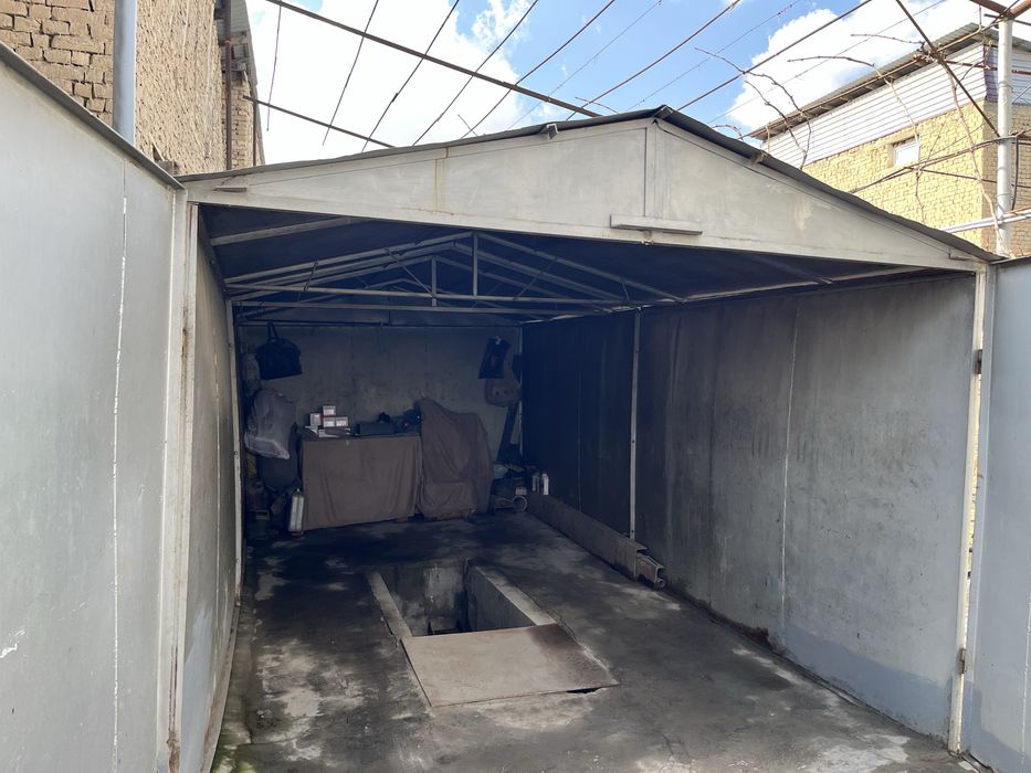 Гараж в оличном состояний