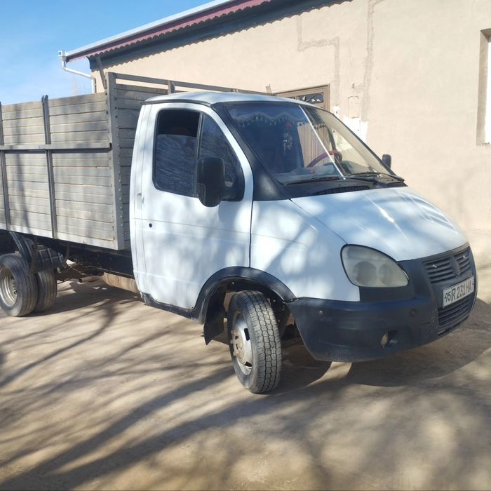 Транспорт  грузовые автомобили