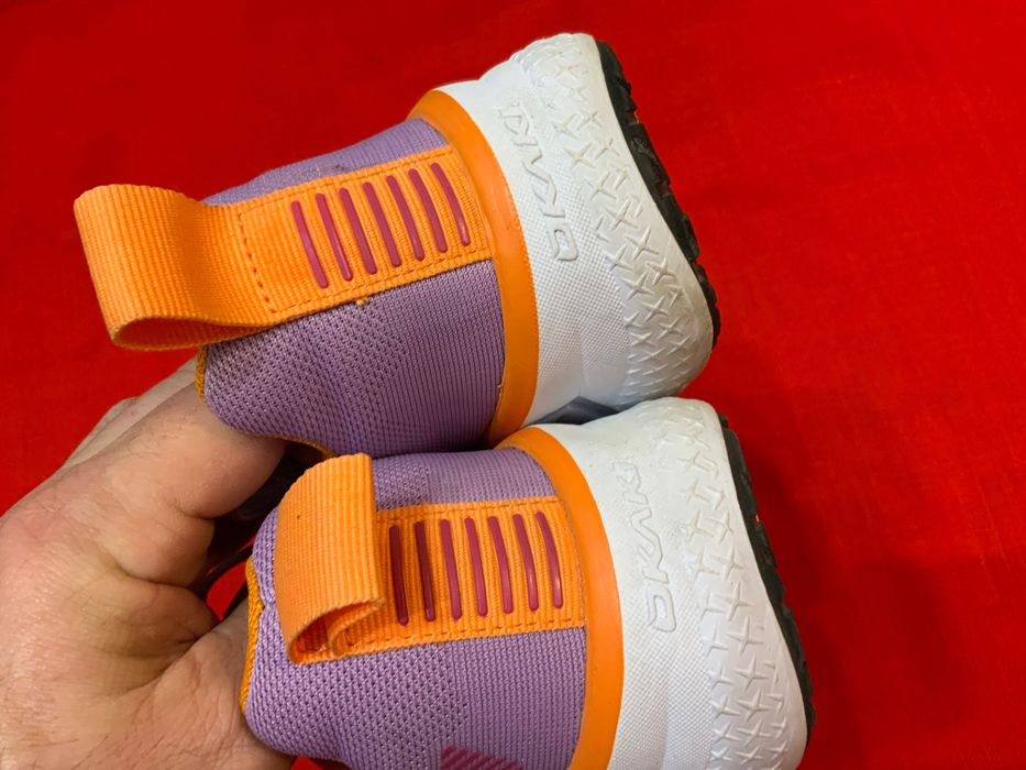 Okaki-оригинални маратонки 38 номер