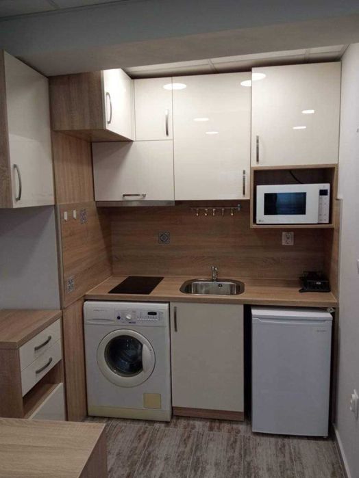 Дава се под наем Едностаен апартамент в Пловдив, Каменица 1 - 36 кв.м за 200 € - Снимка #1