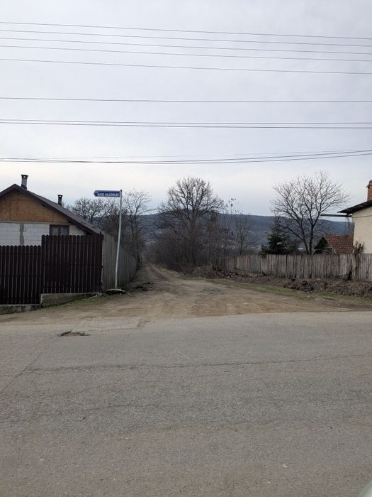 Teren intravilan  Conțesti 2032 m²