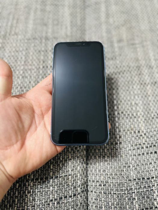 iPhone XR Blue – 64 GB – Stare excelentă