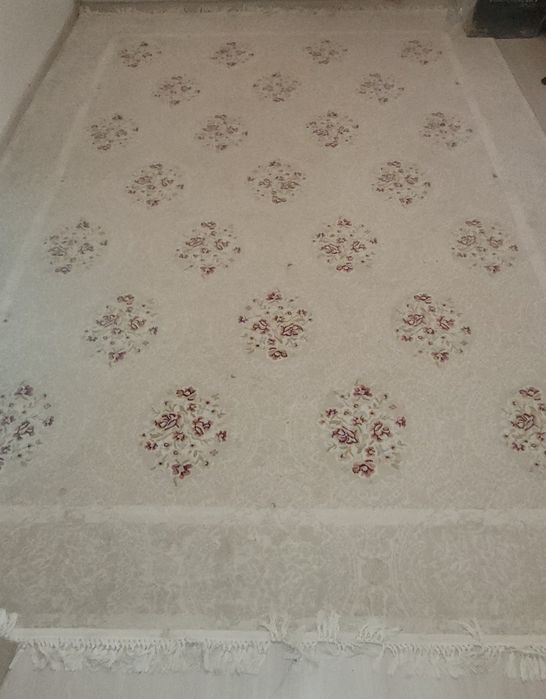 Продается ковер, 2,5×3,5 размер, 20000