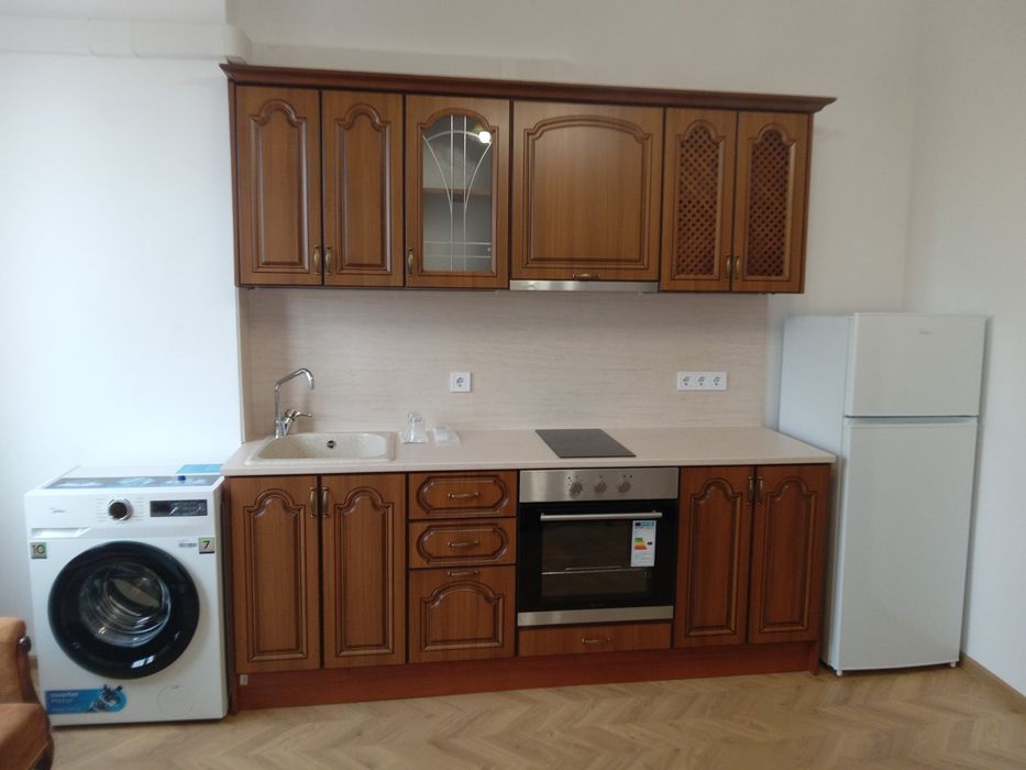 Дава се под наем Двустаен апартамент в Пловдив, Център - 50 кв.м за 433.5 € - Снимка #7