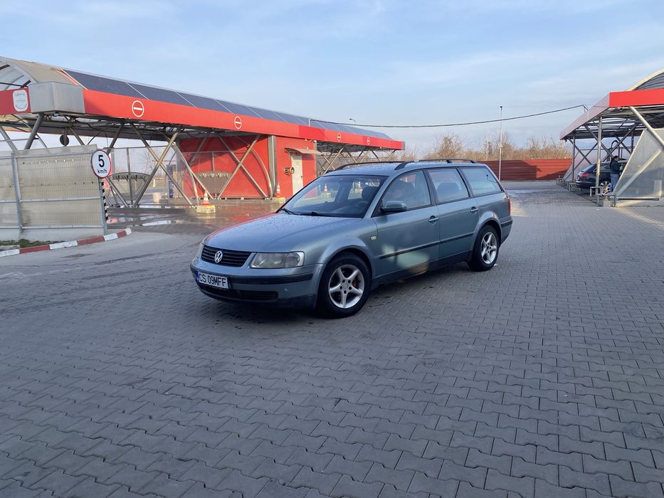 VOLKSWAGEN Passat 1992 — imagine 3