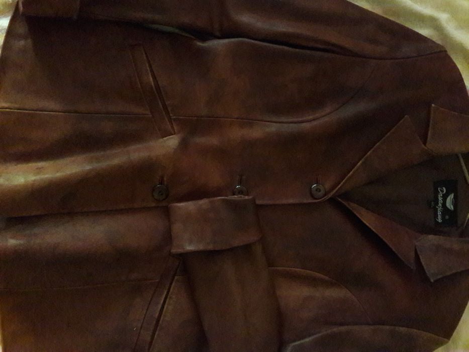 Куртка коженная .