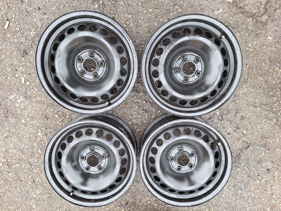 Ауди 3-15цола-5/100-оригинални с тасове