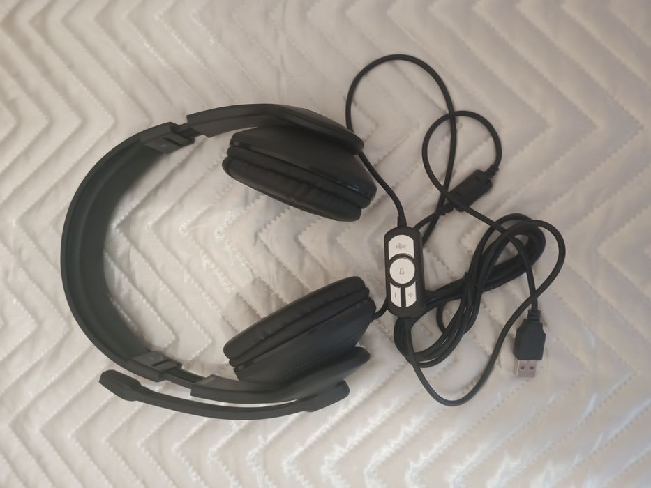 Слушалки за компютър Hama