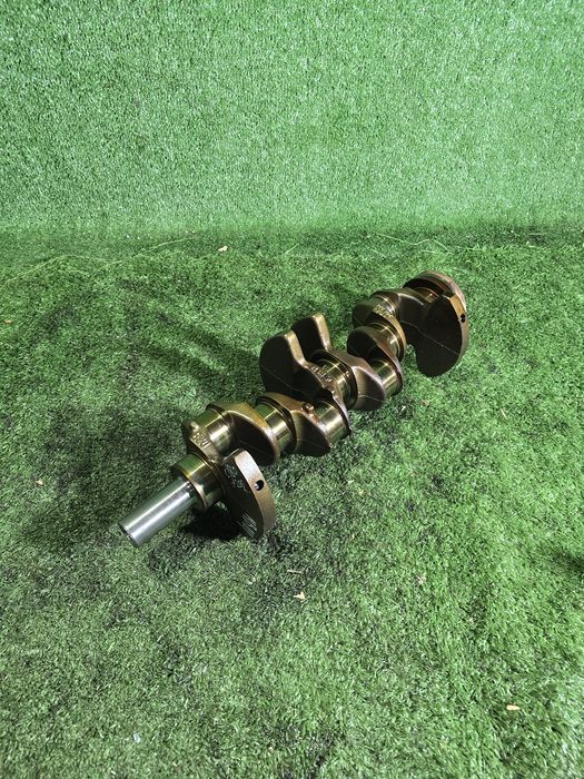 Коленвал коленчатый вал Мерседес мерс цешка 111 1.8 c180 стандарт