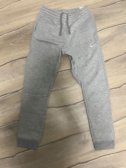 Спортно долнище Nike