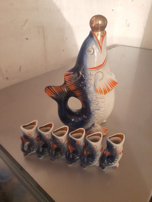 Продам сервиз рыбки