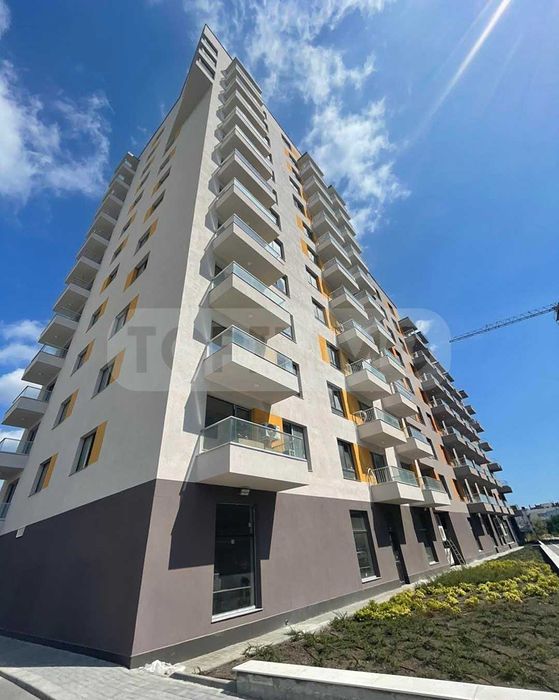 Тристаен апартамент в новасграда в кв. Кайсиева градина