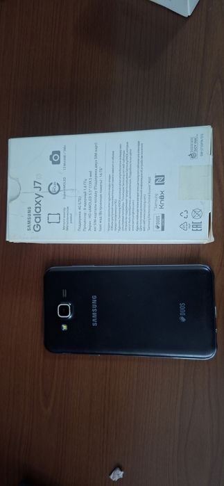 Samsung J 7 на запчасти