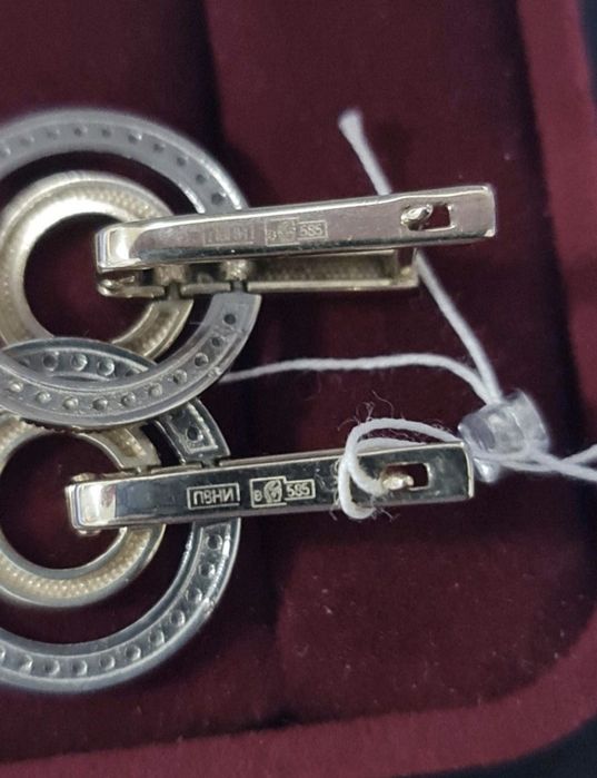 Новые золотые серьги 585 пробы